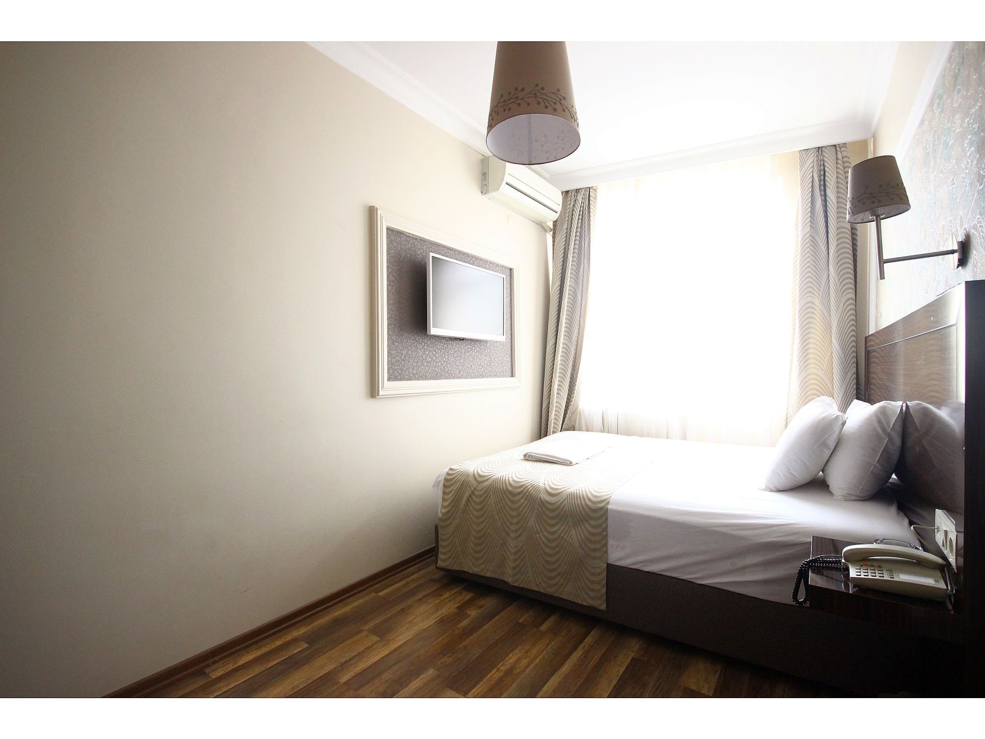 Venus Hotel Taksim Istanbul Bagian luar foto